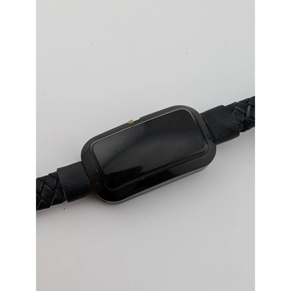 NIFTYX Wearable Charging‎ Cable Bracelet Power bank Lighting Charger- Black